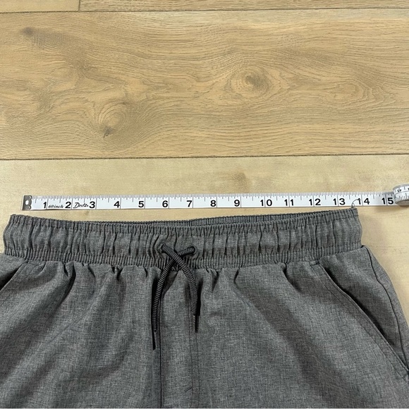 Levi's Youth Boys Straight Shorts Gray and Black Elastic Waist - Picture 10 of 11